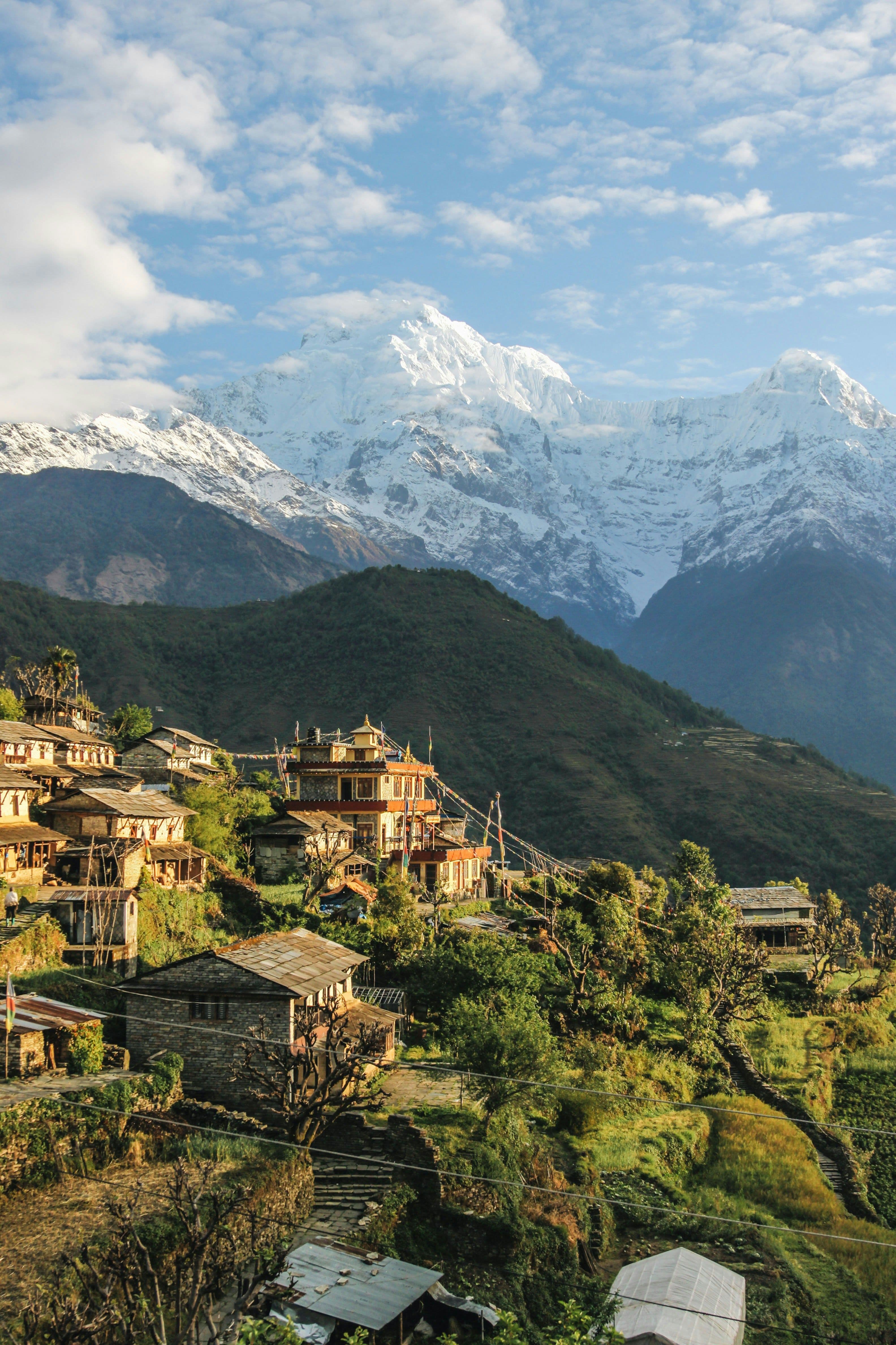 Pokhara – Nayapul – Ghandruk — First Steps in the Sanctuary